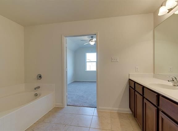 5th image of 2130 Sable Wood Dr