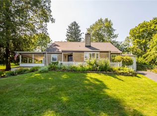 318 Center Church Rd, Mcmurray, PA 15317