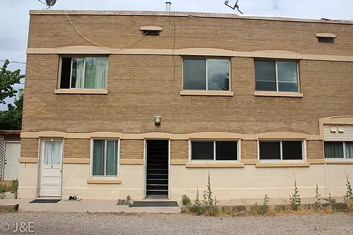 281 N 700 W Photo 1