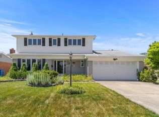 745 Dover St, Dearborn Heights, MI 48127