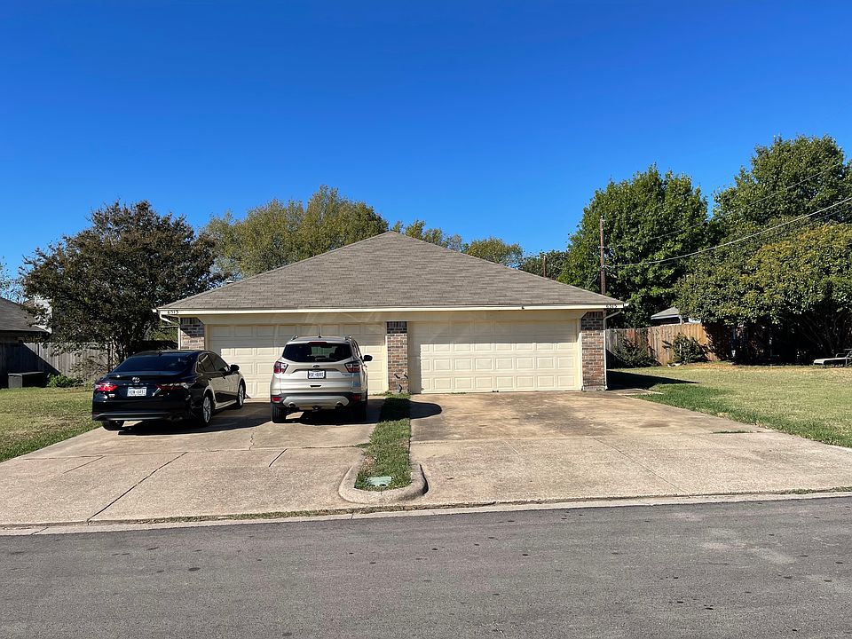 Front picture of duplex