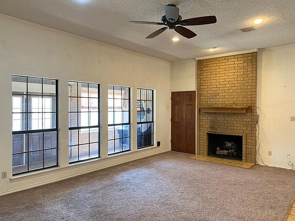 4th image of 2102 Wydewood Dr
