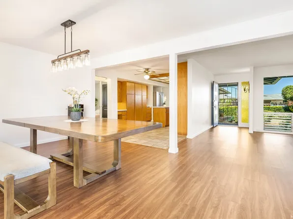 98-042 Puaalii Way, Aiea, HI 96701