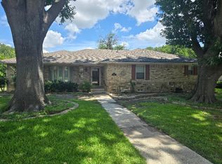 2406 Rochdale St, Garland, TX 75040