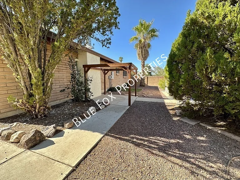 8825 E Old Spanish Trl — Photo 26