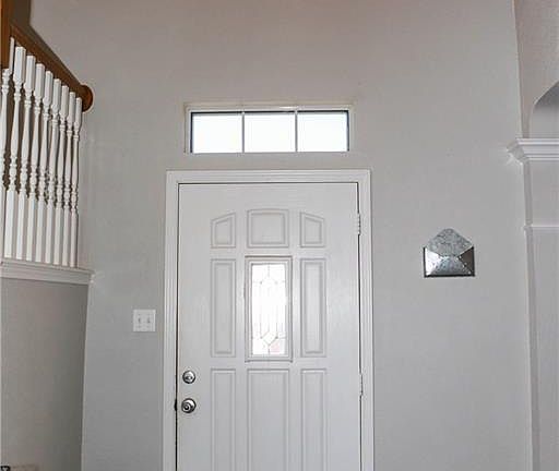 3rd image of 6303 Bridgewood Dr