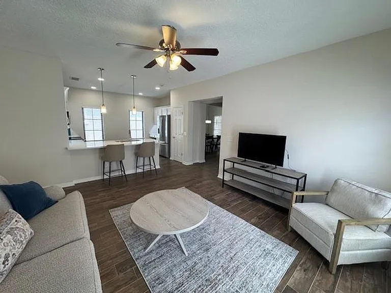 906 Pawstand Rd — Photo 18