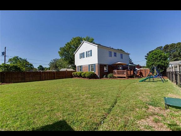 3rd image of 3708 Goose Bay Dr