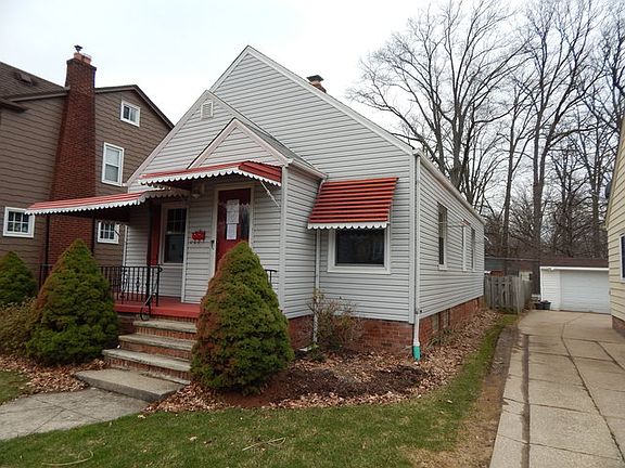 3rd image of 4266 W 212th St