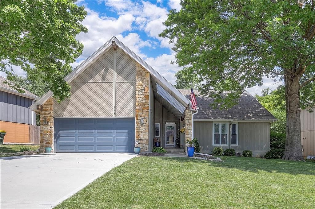 13340 W 104th St, Lenexa, KS 66215 | Zillow