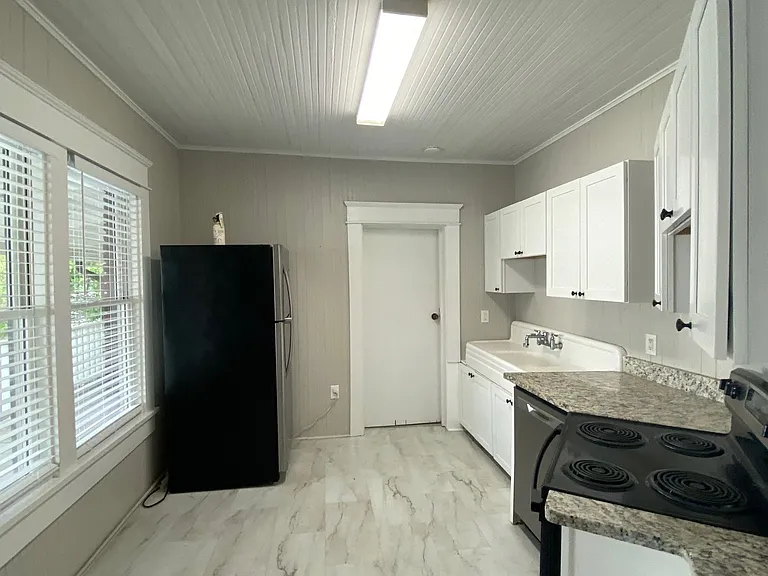405 Bradley St #C — Photo 6