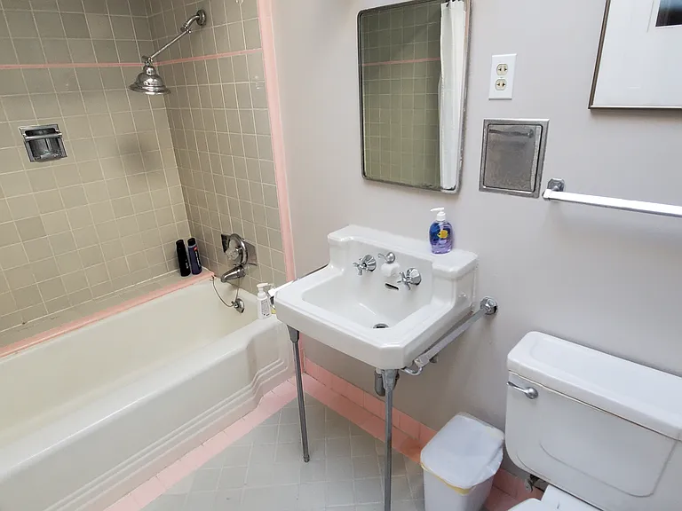 905 Ashbury St #5 — Photo 17