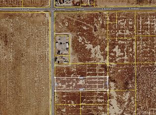 45100 70th St E #13, Lancaster, CA
