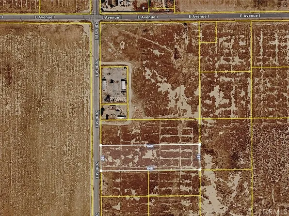 45100 70th St E #13, Lancaster, CA 93535