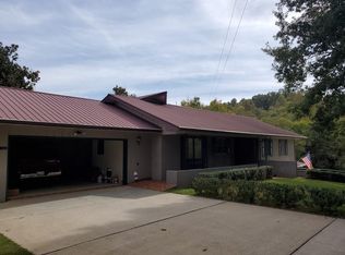 499 Prentiss Bridge Rd, Franklin, NC 28734