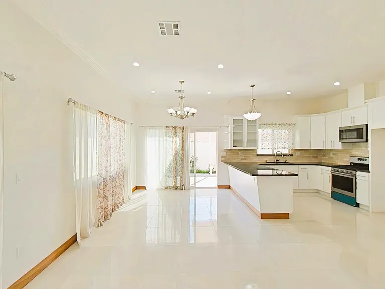 8220 Ben Ave — Photo 2