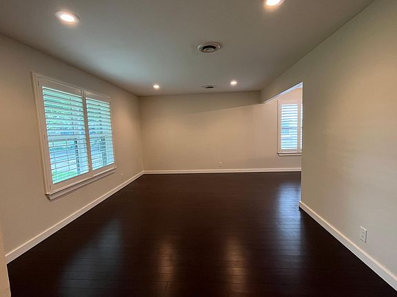 5th image of 6706 Kingsbury Dr