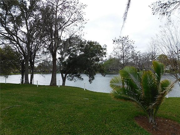 2nd image of 2540 Laurelwood Dr #9-B