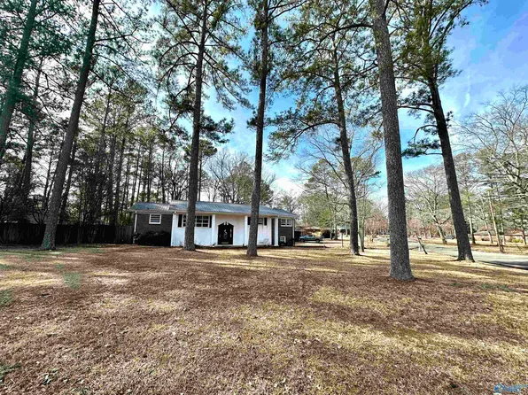 200 Monterey Cir, Gadsden, AL 35901