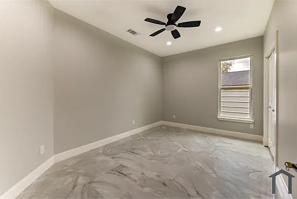 1513 Sherl St — Photo 14