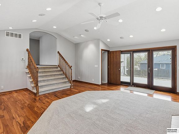 5th image of 6245 Ponderosa Cir