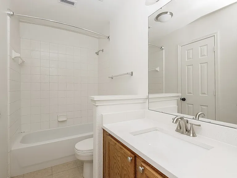 320 Foreston Dr — Photo 15