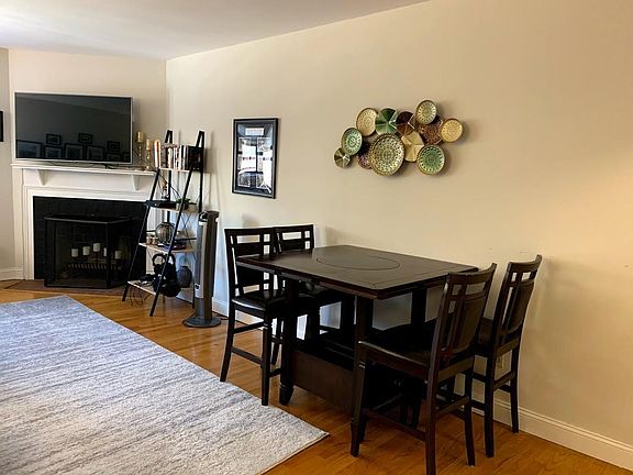 4th image of 68 E Hartsdale Ave