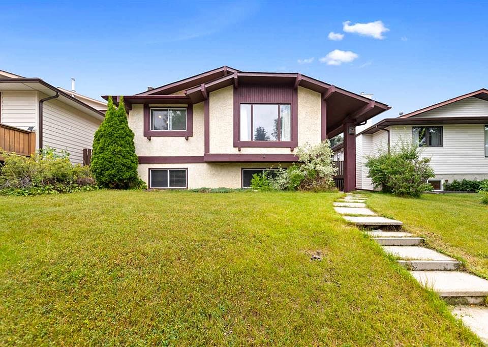 1st image of 224 E Berwick Way NW