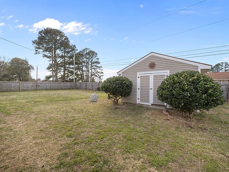 4130 Terrace Dr — Photo 38