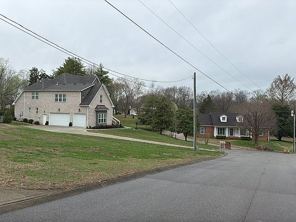 5th image of 111 Longboat Ct