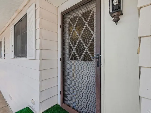 1506 Oak Dr Space 4, Vista, CA 92084