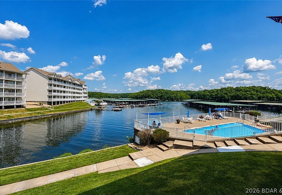 1st image of 4800 Eagleview Dr #514