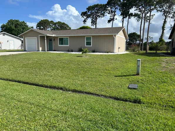 2380 SE Harrington Ave, Port Saint Lucie, FL 34952