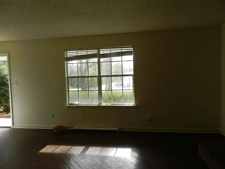 1516 W Tharpe St — Photo 7