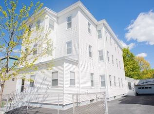 3 Aetna St, Worcester, MA 01604