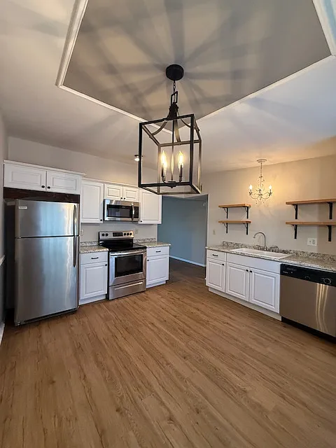 2 bed, 885 sqft, $1,450 — Photo 2