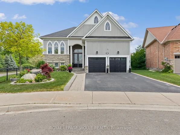 43 Allegra Dr, Wasaga Beach, ON L9Z 0H1