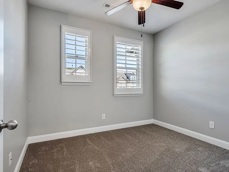 1477 Channing Dr — Photo 20