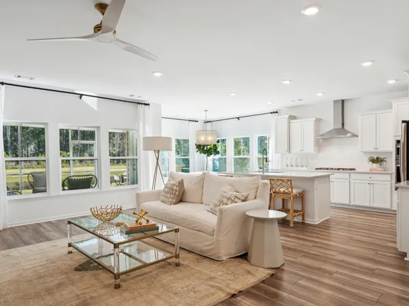 128 Ireland Dr, Summerville, SC 29486