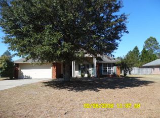 2144 Walberg Dr, Hinesville, GA 31313