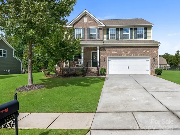 13535 Hyperion Hills Ln, Charlotte, NC 28278