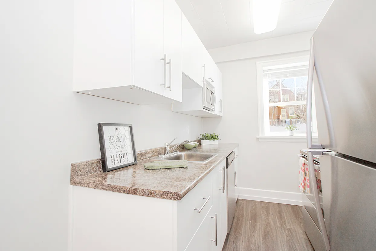 129 Lenore Street — Photo 2