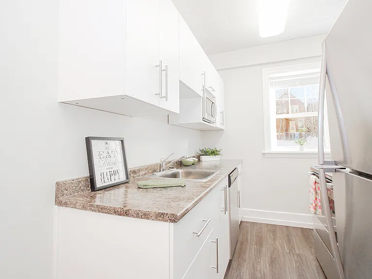 129 Lenore St #14 — Photo 2
