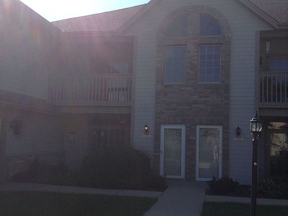 3rd image of N161W18942 Oakland Dr