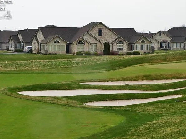 2840 Canterbury Cir #B, Pt Clinton, OH 43452