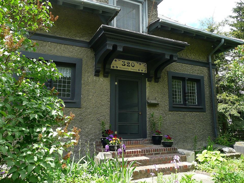 Main Photo