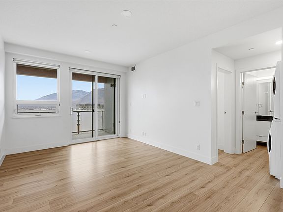 5th image of 444 Saint Paul St #524