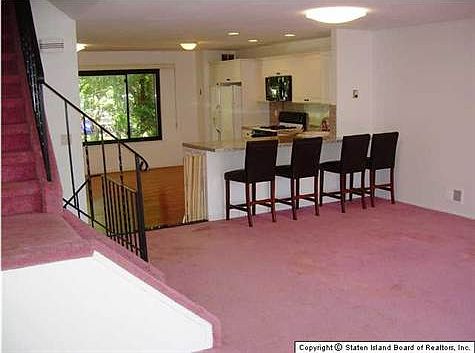 3rd image of 108 Arrowood Ct