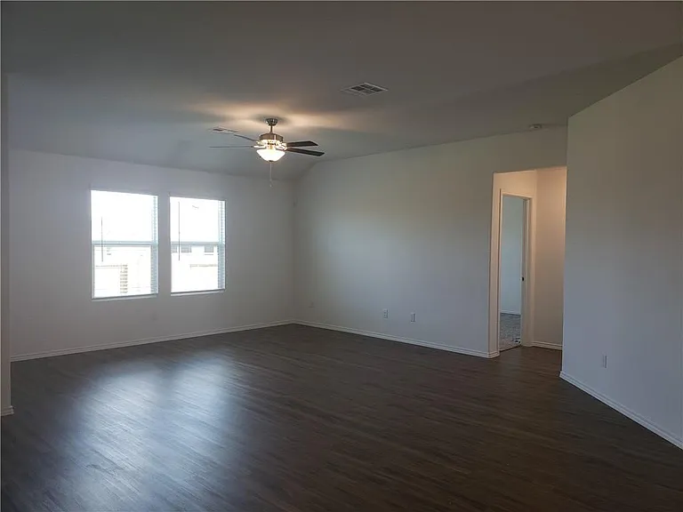104 Mountain Maple St — Photo 12