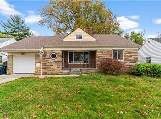 3486 Monticello Blvd, Cleveland Heights, OH